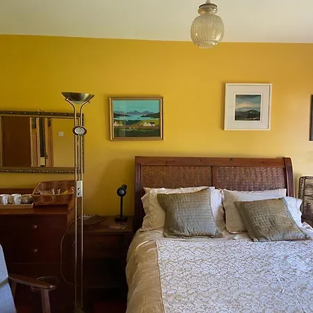 Sea Breeze House, Buncrana Homestay Luddan